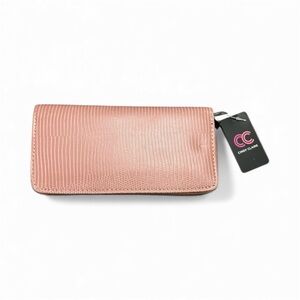 Chic Pink Textured Wallet